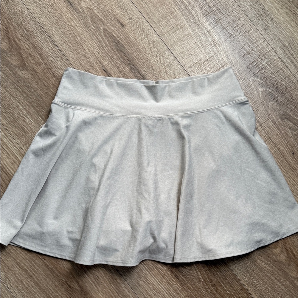 Old Navy Active Cloud Light Beige Skirt